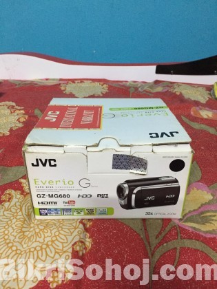 JVC GZ-MG680